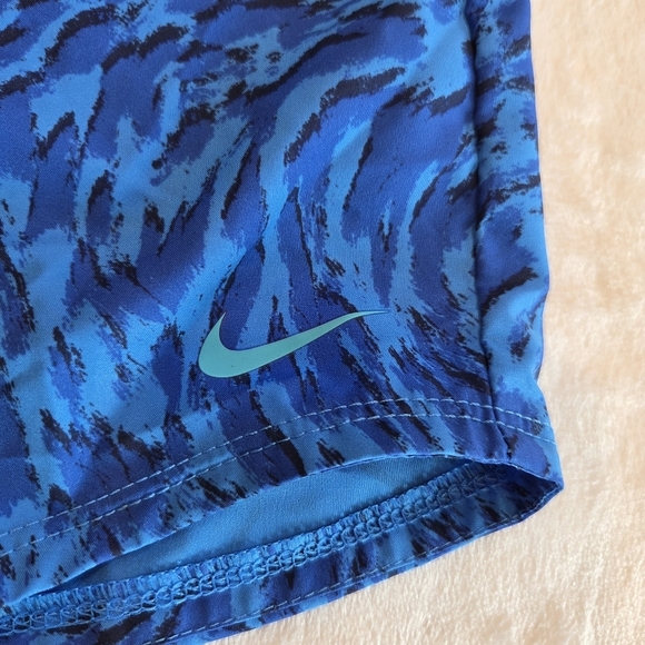 Nike Kids Large Blue Dri-Fit Training Shorts FQ4527-435 Abstract Print New - Picture 2 of 10
